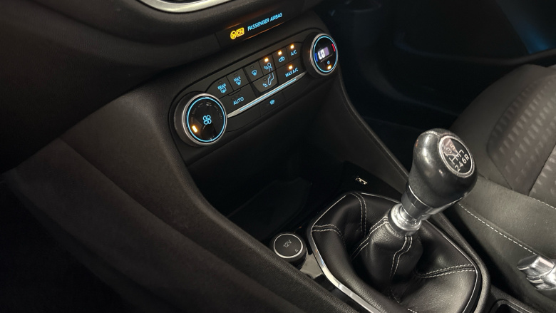 Ford Fiesta 1.0 EcoBoost Titanium 5dr Petrol Hatchback